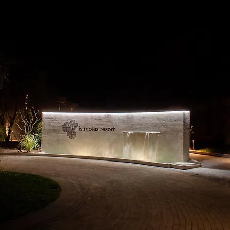 Is Molas 4* Pula