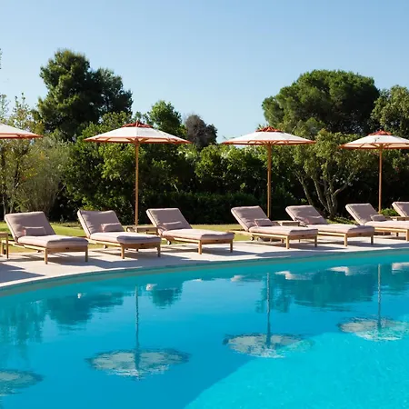 Is Molas Hotel