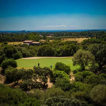 Is Molas Hotel 4*