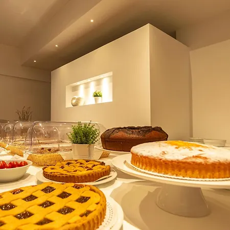 Ξενοδοχείο Is Molas 4*